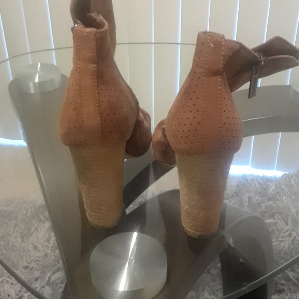 Open toe ankle boot - Picture 3 of 3